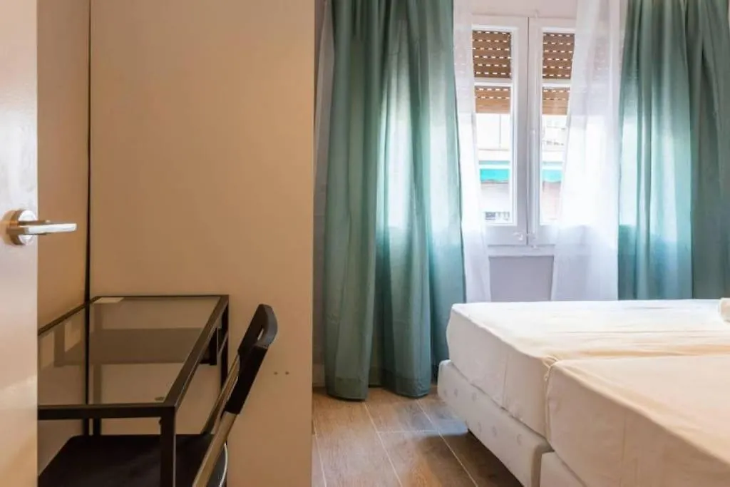 Bebarceloner Vall Hebron Apartment Barcelona